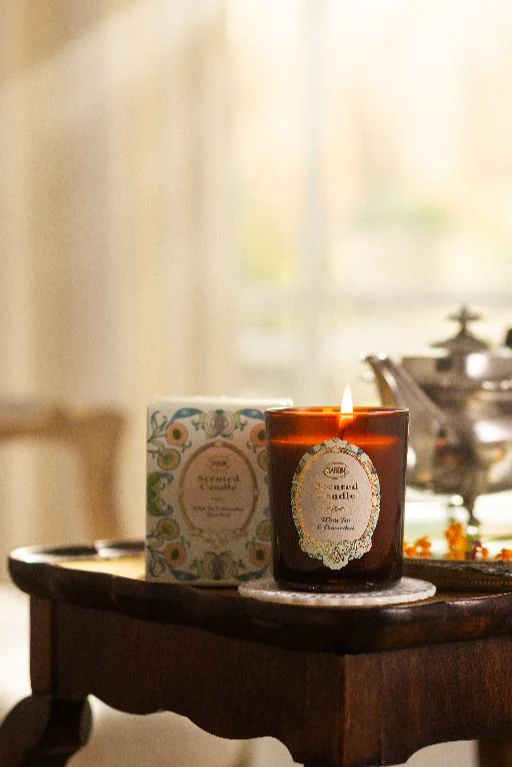 Candle White Tea & Osmanthus 180gr 3 Candle White Tea & Osmanthus 180gr