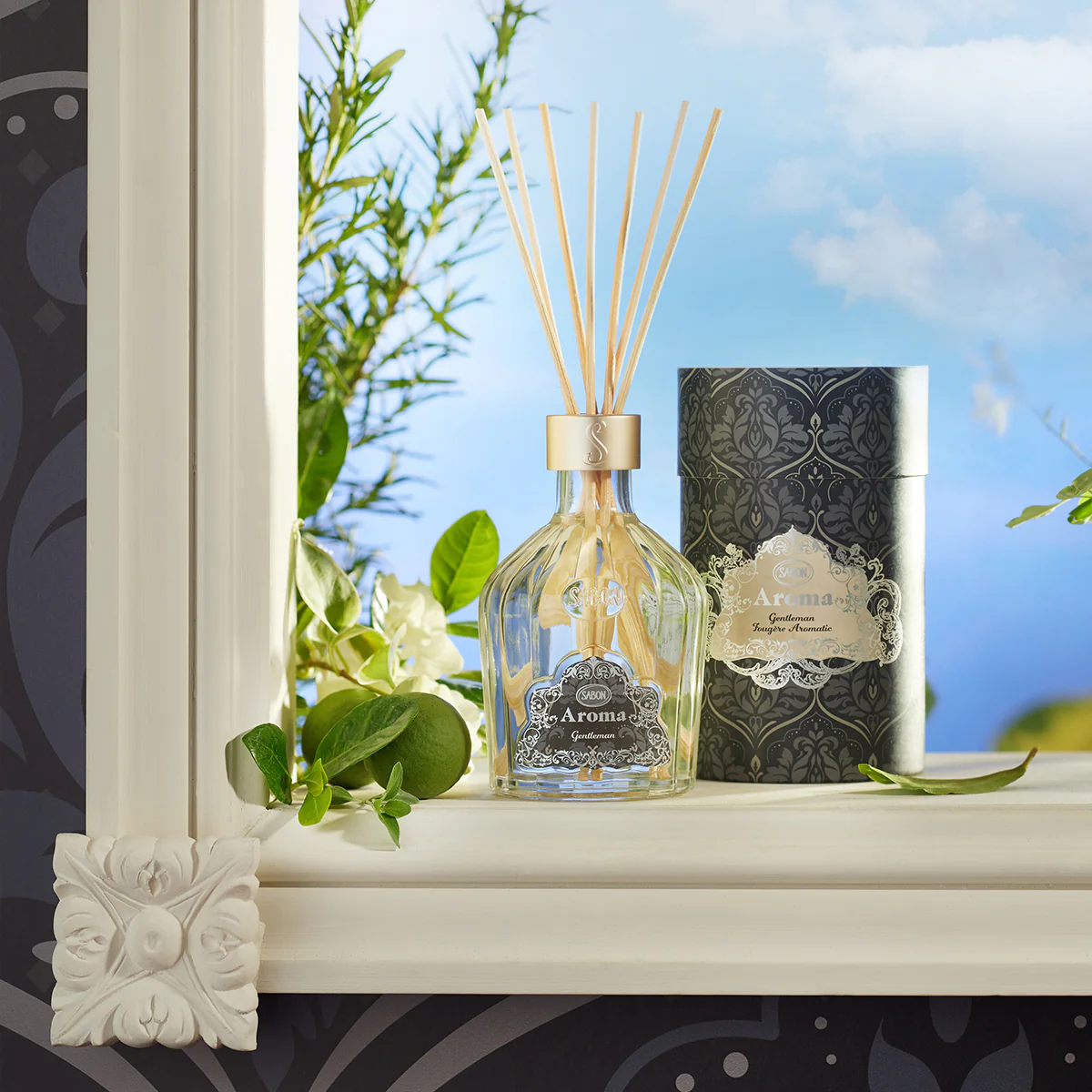 Aroma Reed Diffuser Gentleman 8.3oz (245mL) 4 Aroma Reed Diffuser Gentleman 8.3oz (245mL)
